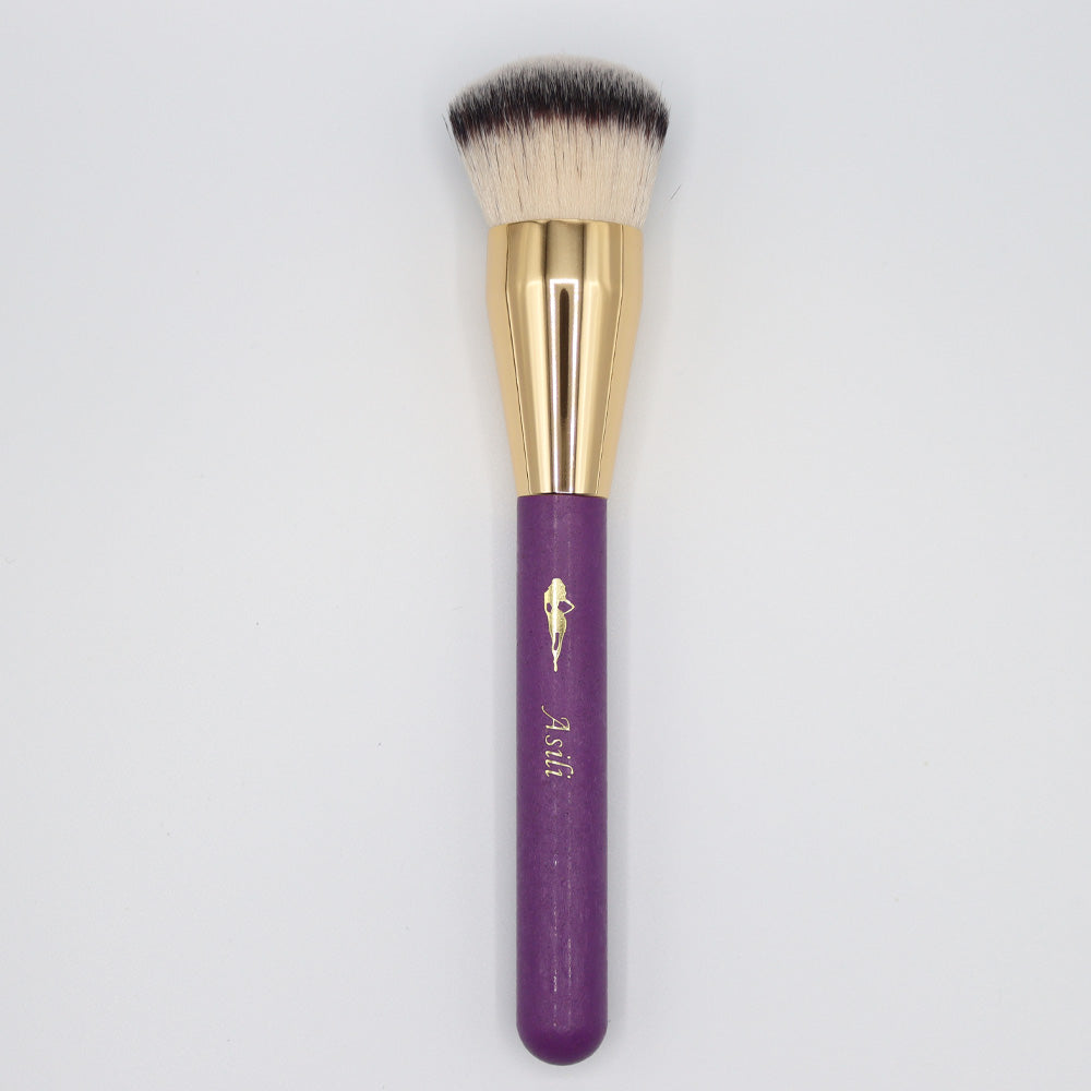 &quot;Experience flawless foundation application with our Foundation Buffer Brush. This expertly crafted brush features densely packed bristles for a smooth and even finish. Effortlessly blend and buff your foundation to achieve a natural, airbrushed look. The rounded shape of the brush makes it ideal for reaching every contour of your face, ensuring a seamless application.
